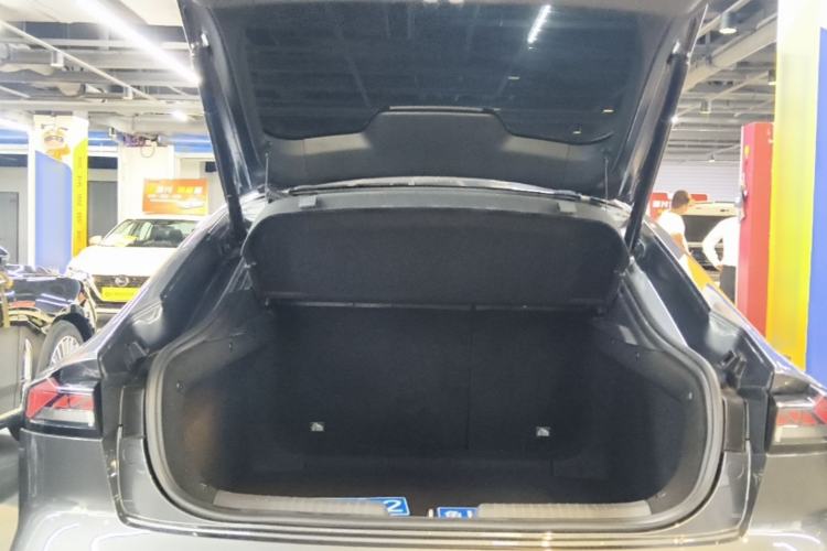 Used CHANGAN UNI-V 2024 1.5T Prestige Edition Trunk