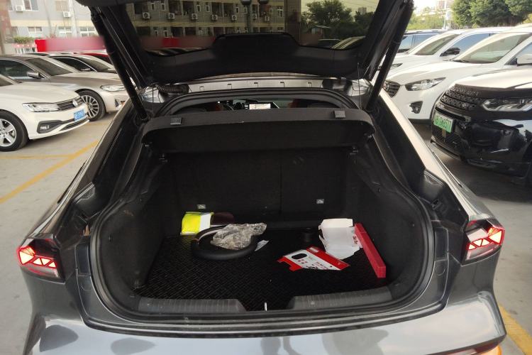 Used CHANGAN UNI-V 2024 1.5T Prestige Sport Edition Trunk