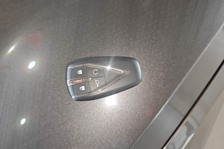 Used CHANGAN UNI-V 2024 1.5T Prestige Sport Edition Vehicle Key