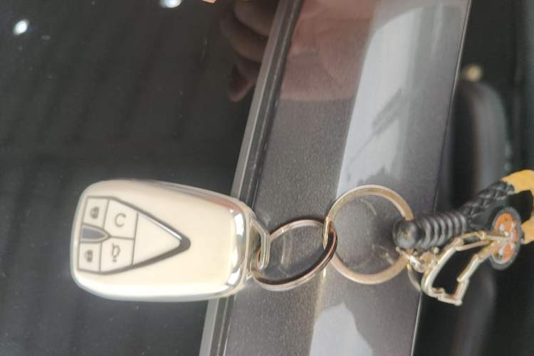 Used CHANGAN UNI-V 2024 1.5T Prestige Edition Vehicle Key