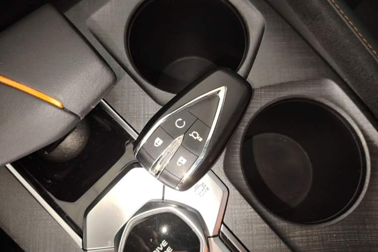 Used CHANGAN UNI-V 2024 1.5T Prestige Sport Edition Vehicle Key