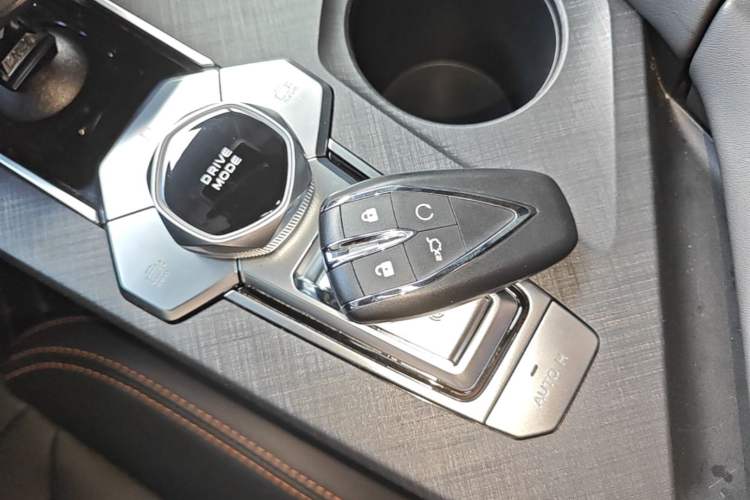 Used CHANGAN UNI-V 2024 1.5T Prestige Edition Vehicle Key