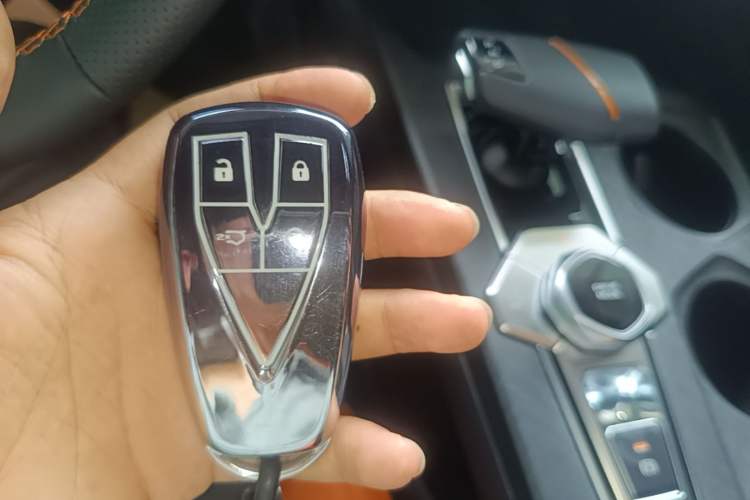 Used CHANGAN UNI-V 2024 1.5T Prestige Sport Edition Vehicle Key