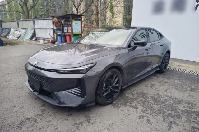 Used CHANGAN UNI-V 2024 1.5T Prestige Edition