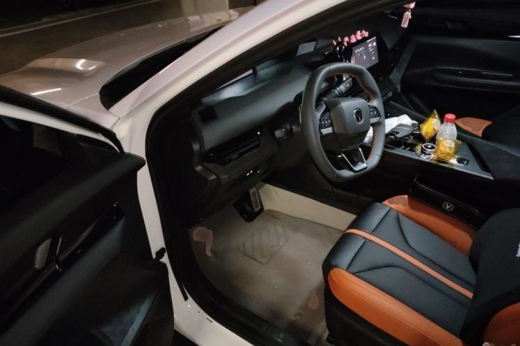 Used CHANGAN UNI-V 2024 1.5T Prestige Sport Edition Driver Seat