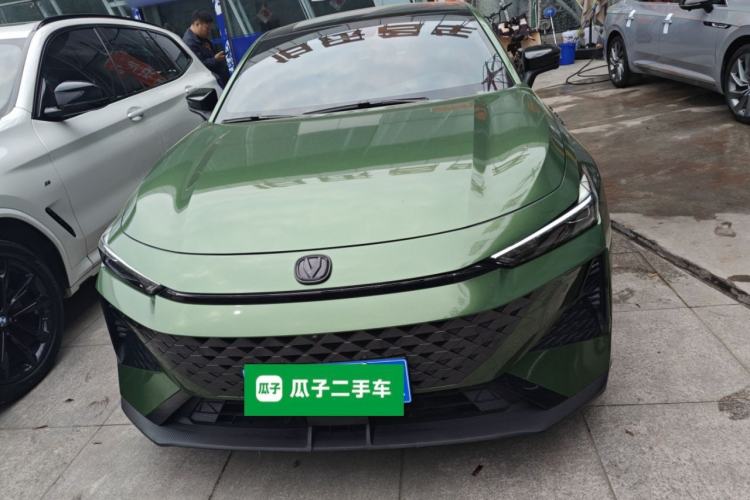 Used CHANGAN UNI-V 2024 1.5T Prestige Edition Front