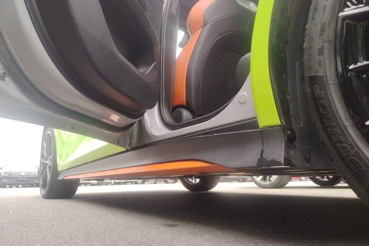 Used CHANGAN UNI-V 2024 1.5T Prestige Sport Edition Left Side Sill
