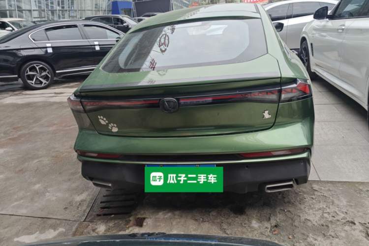 Used CHANGAN UNI-V 2024 1.5T Prestige Edition Rear