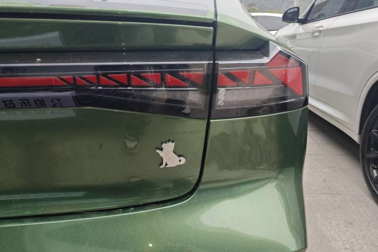 Used CHANGAN UNI-V 2024 1.5T Prestige Edition Right Rear Taillight