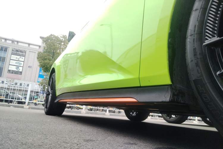 Used CHANGAN UNI-V 2024 1.5T Prestige Sport Edition Right Side Sill