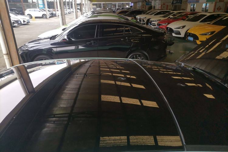 Used CHANGAN UNI-V 2024 1.5T Prestige Edition Roof