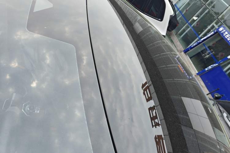 Used CHANGAN UNI-V 2024 1.5T Prestige Edition Roof