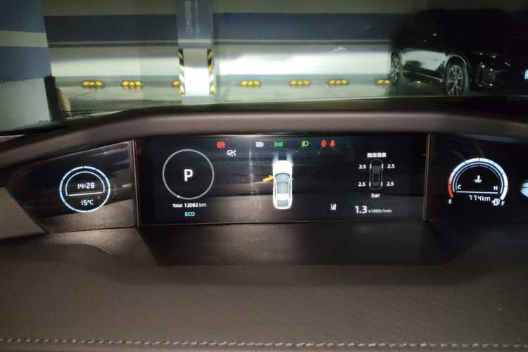 Used CHANGAN UNI-V 2024 1.5T Prestige Sport Edition Instrument Cluster