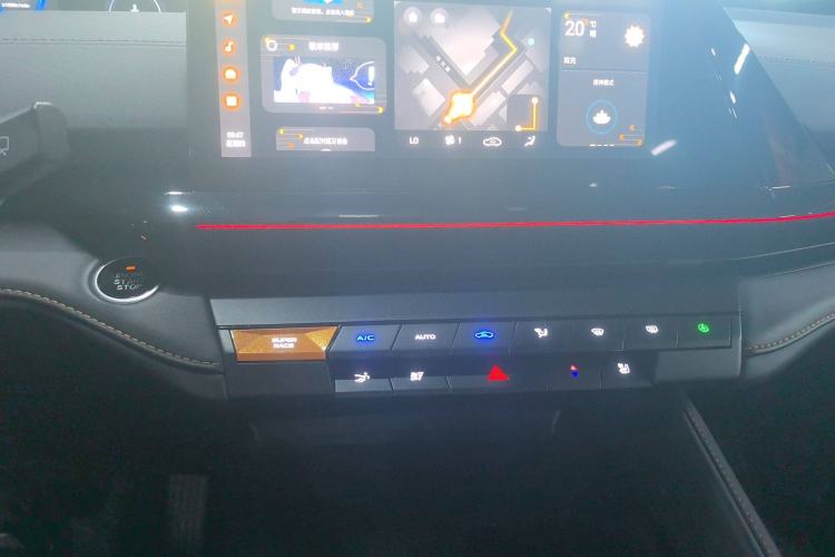 Used CHANGAN UNI-V 2024 1.5T Smart Navigation Version Audio And AC Panel