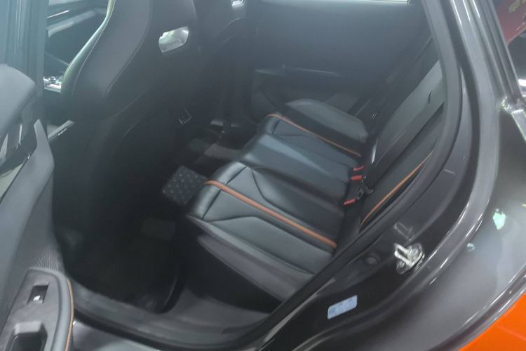 Used CHANGAN UNI-V 2024 1.5T Smart Navigation Version Interior 1