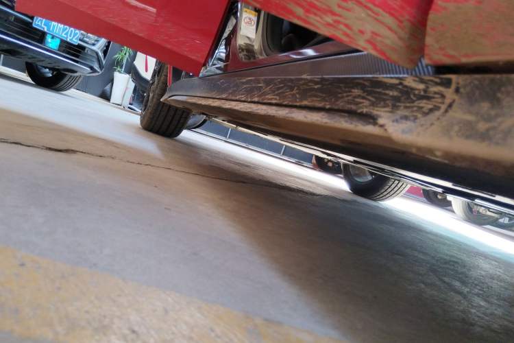 Used CHANGAN UNI-V 2024 1.5T Smart Navigation Version Right Side Sill