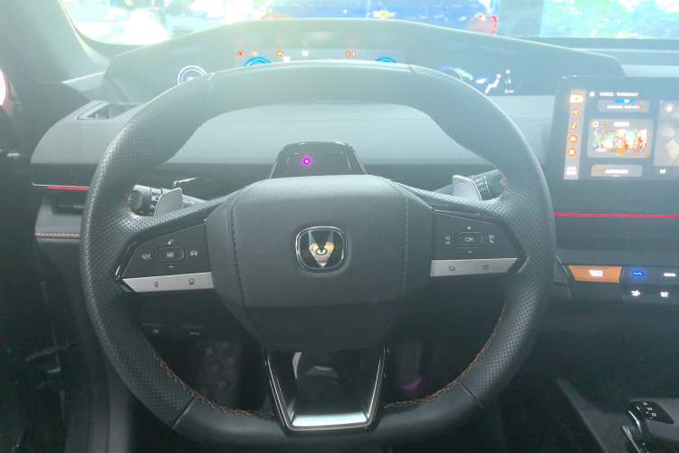 Used CHANGAN UNI-V 2024 1.5T Smart Navigation Version Steering Wheel