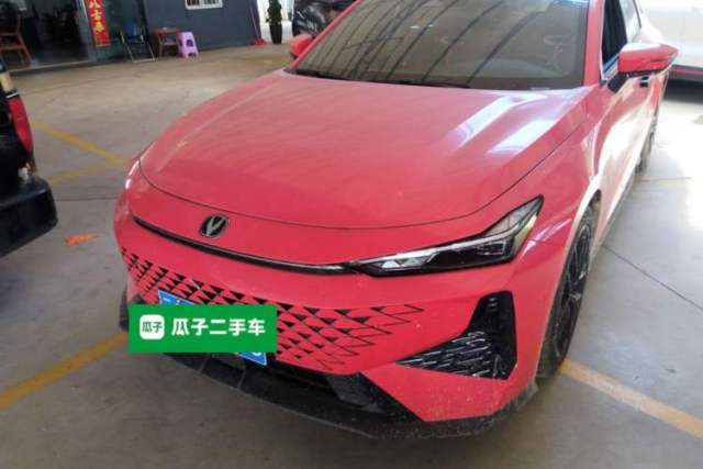 Used CHANGAN UNI-V 2024 1.5T Smart Navigation Version