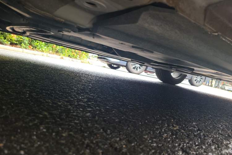 Used CHANGAN UNI-V 2024 1.5T High-Energy Version Chassis Front Left