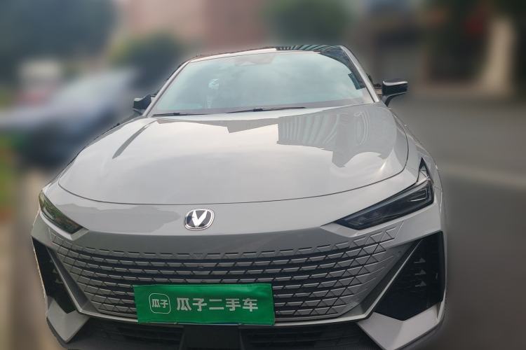 Used CHANGAN UNI-V 2024 1.5T High-Energy Version Front