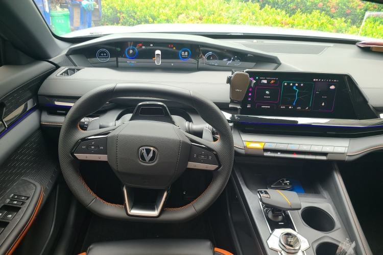 Used CHANGAN UNI-V 2024 1.5T High-Energy Version Steering Wheel