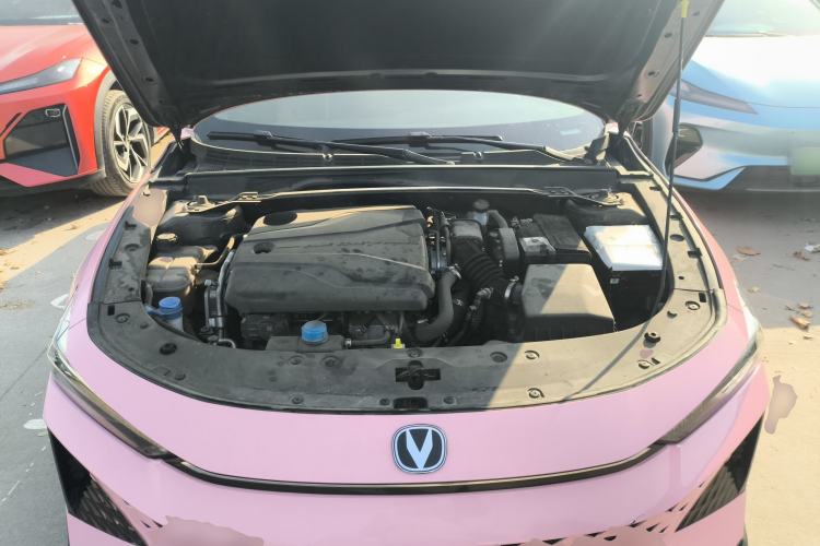 Used CHANGAN UNI-V 2024 1.5T Prestige Sport Edition Engine Bay
