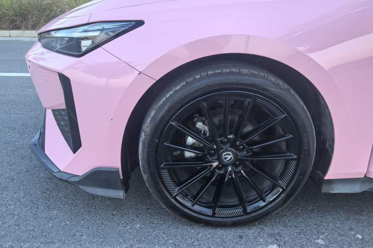 Used CHANGAN UNI-V 2024 1.5T Prestige Sport Edition Exterior 7