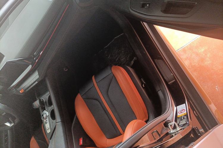 Used CHANGAN UNI-V 2024 1.5T Prestige Sport Edition Right Front Seat