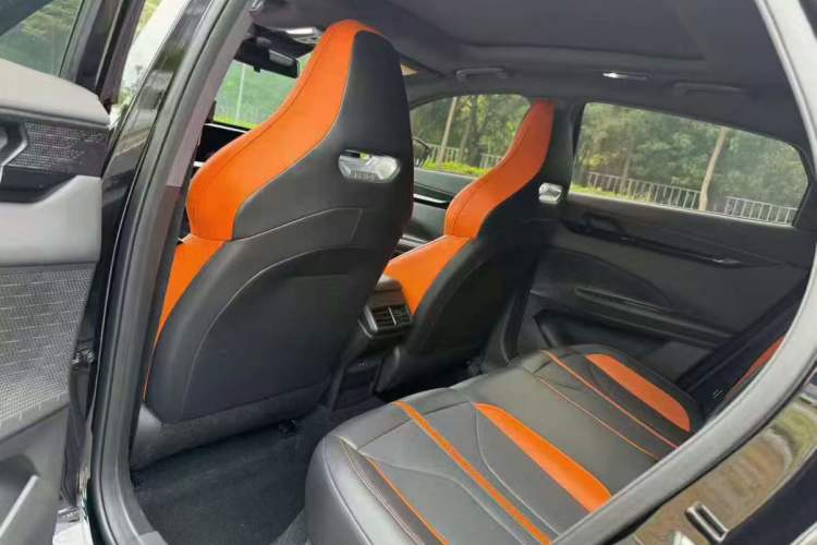 Used CHANGAN UNI-V 2024 1.5T Prestige Sport Edition Roof