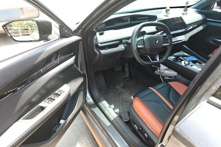 Used CHANGAN UNI-V 2024 1.5T Prestige Sport Edition Driver Seat