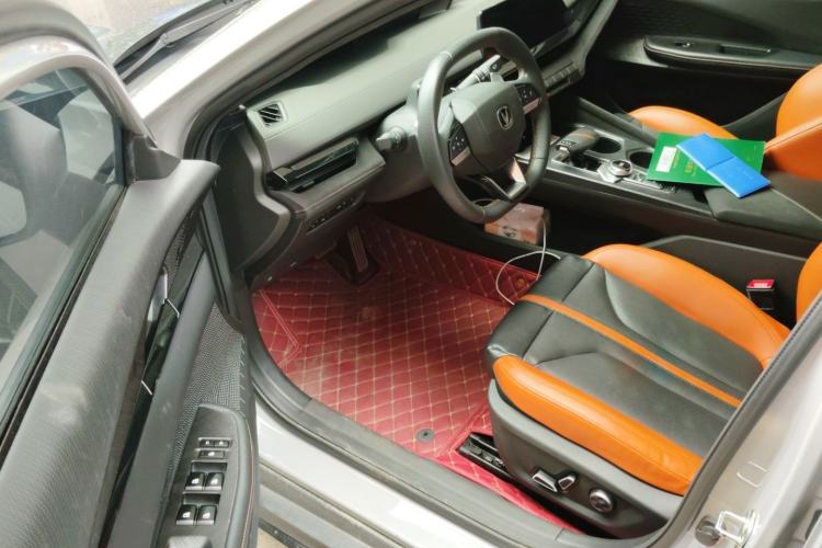 Used CHANGAN UNI-V 2024 1.5T Prestige Edition Driver Seat