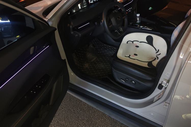 Used CHANGAN UNI-V 2024 1.5T Prestige Edition Driver Seat