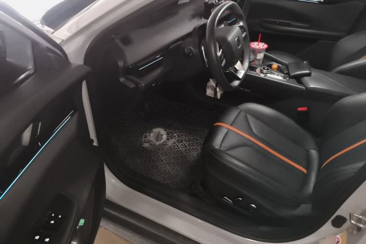 Used CHANGAN UNI-V 2024 1.5T Prestige Edition Driver Seat