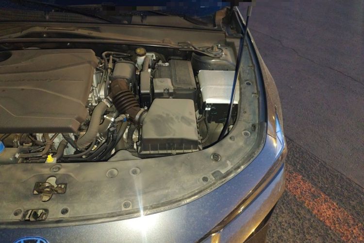 Used CHANGAN UNI-V 2024 1.5T Prestige Sport Edition Engine Bay Left