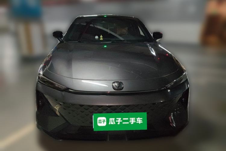 Used CHANGAN UNI-V 2024 1.5T Prestige Sport Edition Front