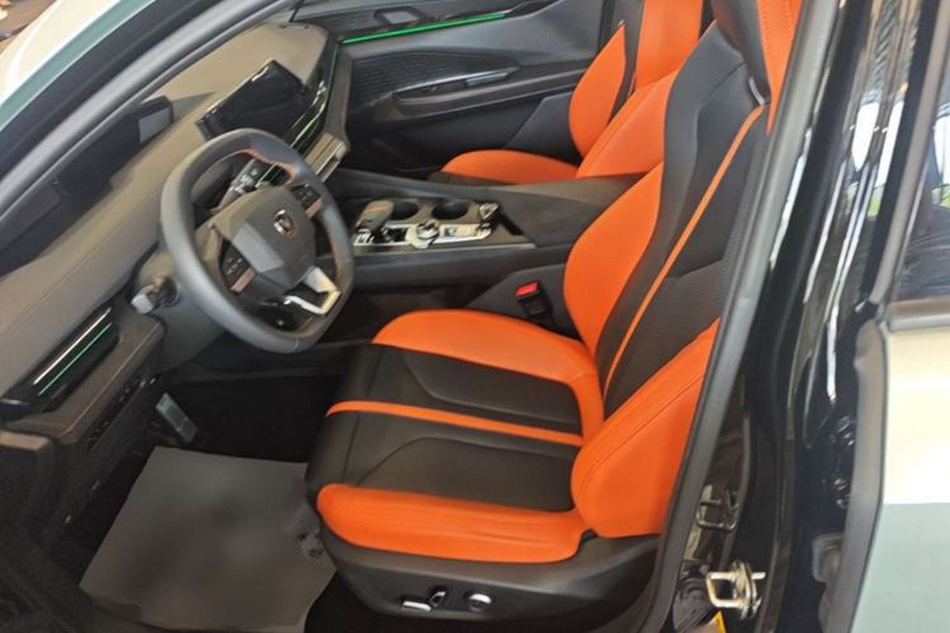 Used CHANGAN UNI-V 2024 1.5T Prestige Sport Edition Left Front Seat