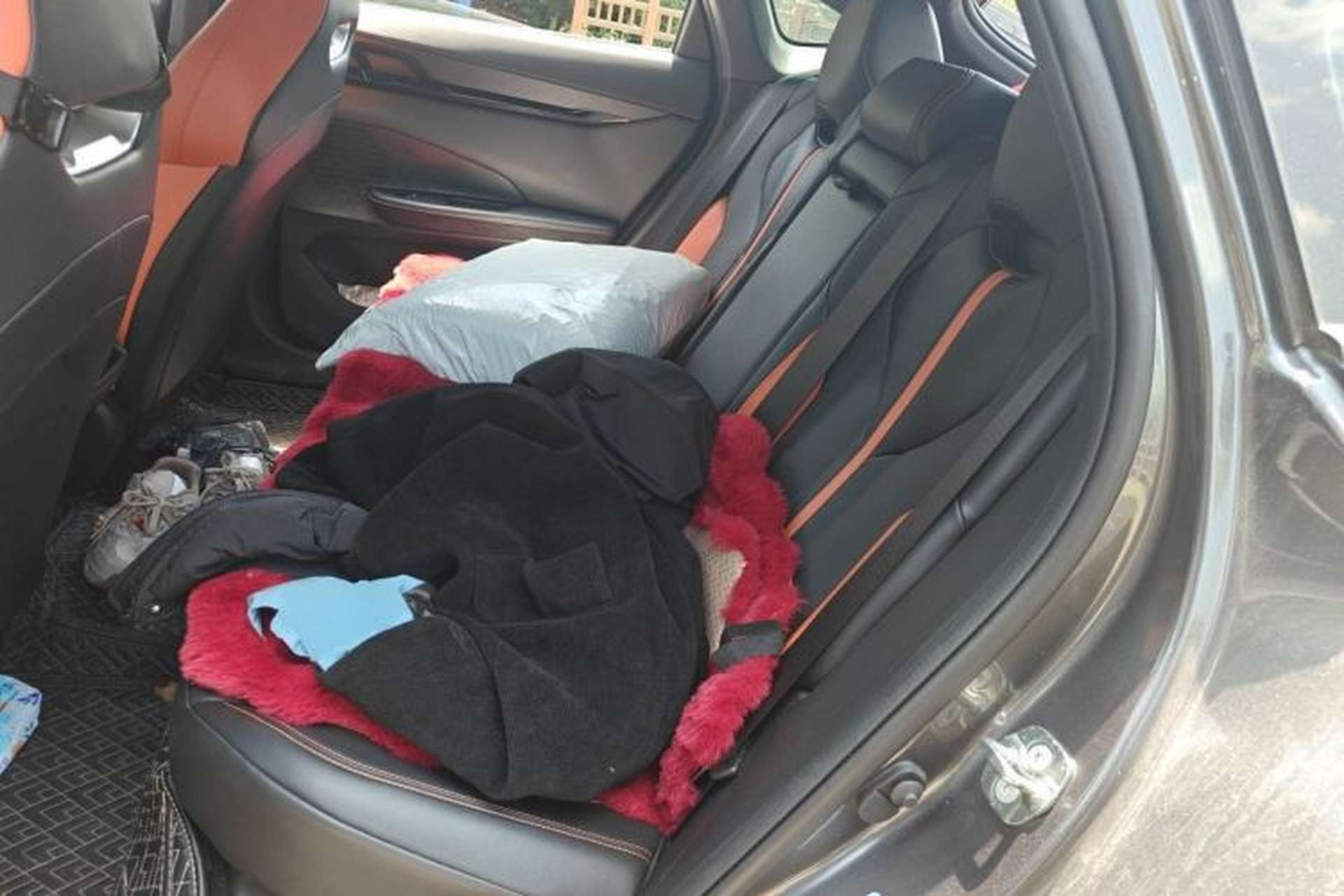 Used CHANGAN UNI-V 2024 1.5T Prestige Sport Edition Left Rear Seat