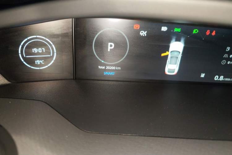 Used CHANGAN UNI-V 2024 1.5T Prestige Sport Edition Odometer Close Up