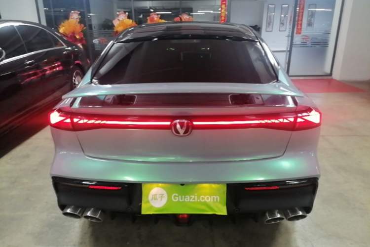 Used CHANGAN UNI-V 2024 2.0T Classic Sport Edition Rear