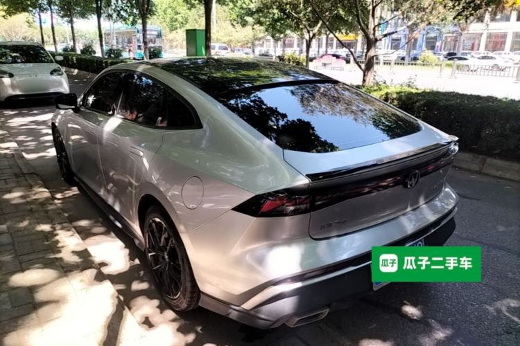 Used CHANGAN UNI-V 2024 1.5T Prestige Edition Rear Left 45 Deg