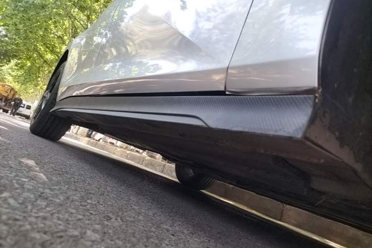 Used CHANGAN UNI-V 2024 1.5T Prestige Edition Right Side Sill