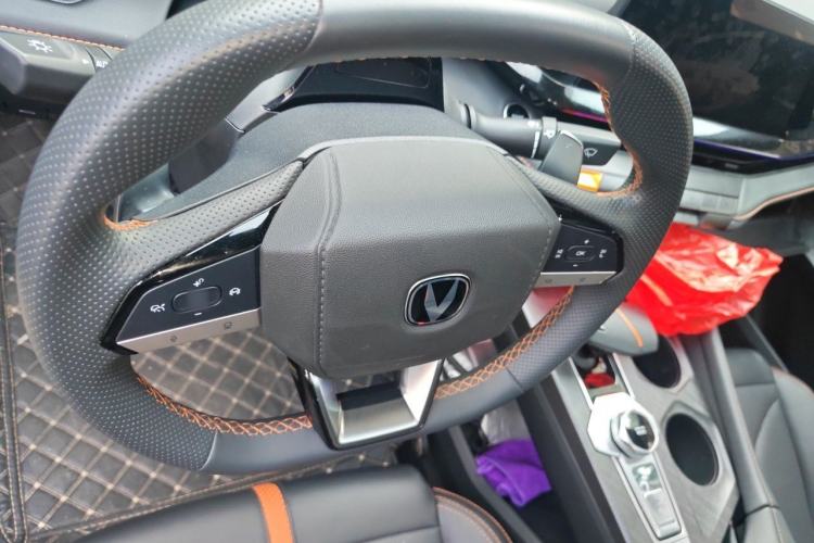 Used CHANGAN UNI-V 2024 1.5T Prestige Edition Steering Wheel