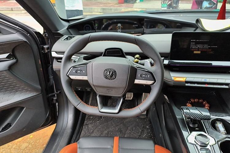 Used CHANGAN UNI-V 2024 1.5T Prestige Sport Edition Steering Wheel