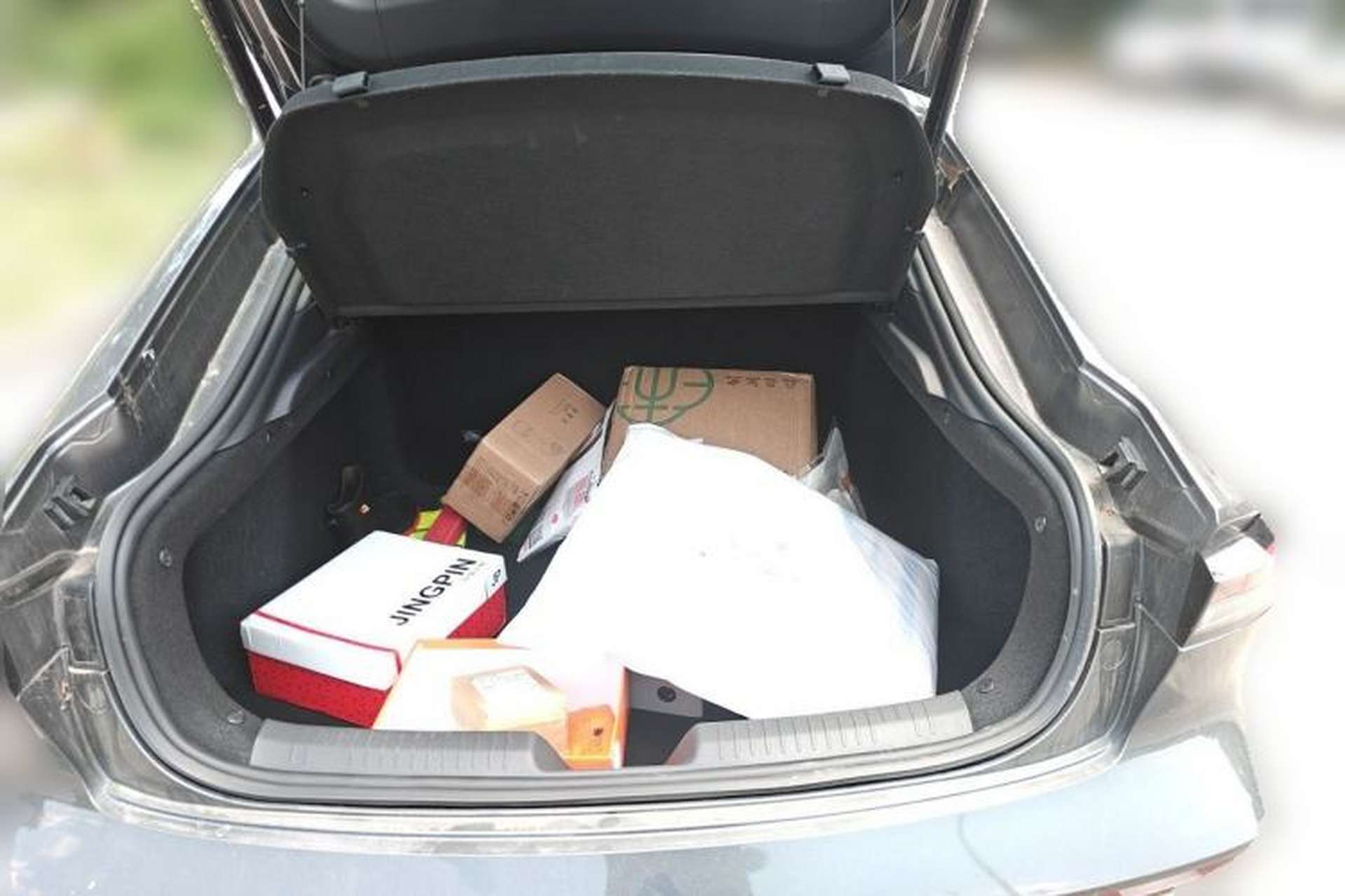 Used CHANGAN UNI-V 2024 1.5T Prestige Sport Edition Trunk