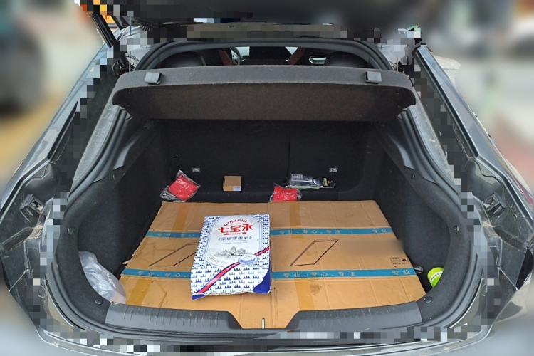 Used CHANGAN UNI-V 2024 1.5T Prestige Sport Edition Trunk