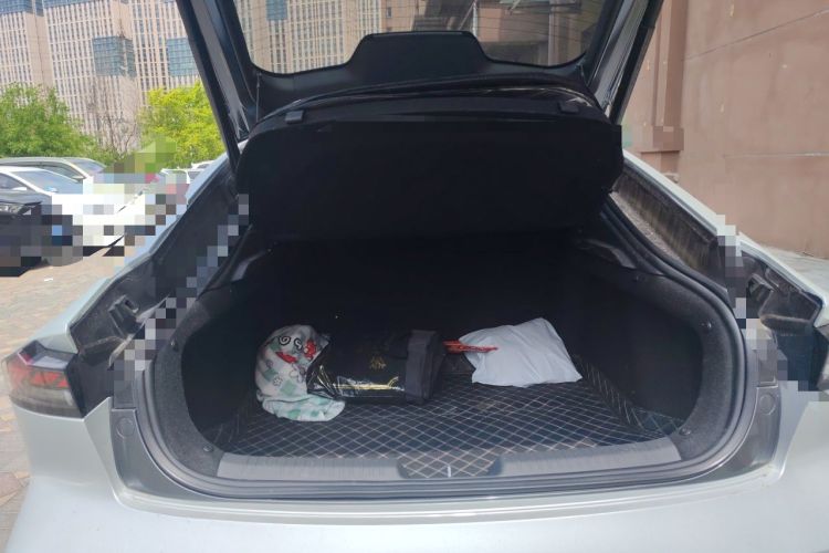 Used CHANGAN UNI-V 2024 1.5T Prestige Sport Edition Trunk