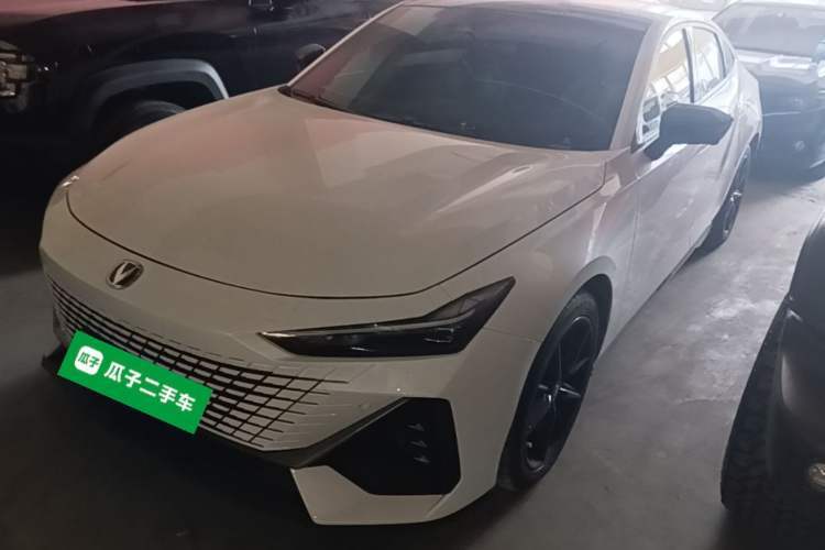 Used CHANGAN UNI-V 2024 1.5T High-Energy Version Guazi used car, China used car export, Used car for sale, Used cars, Cheapest cars for sale
