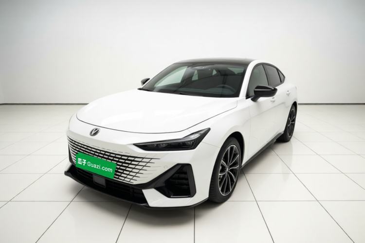 Ojetý CHANGAN UNI-V 2024 1.5T High-Energy Version Guazi used car, China used car export, Used car for sale, Used cars, Cheapest cars for sale