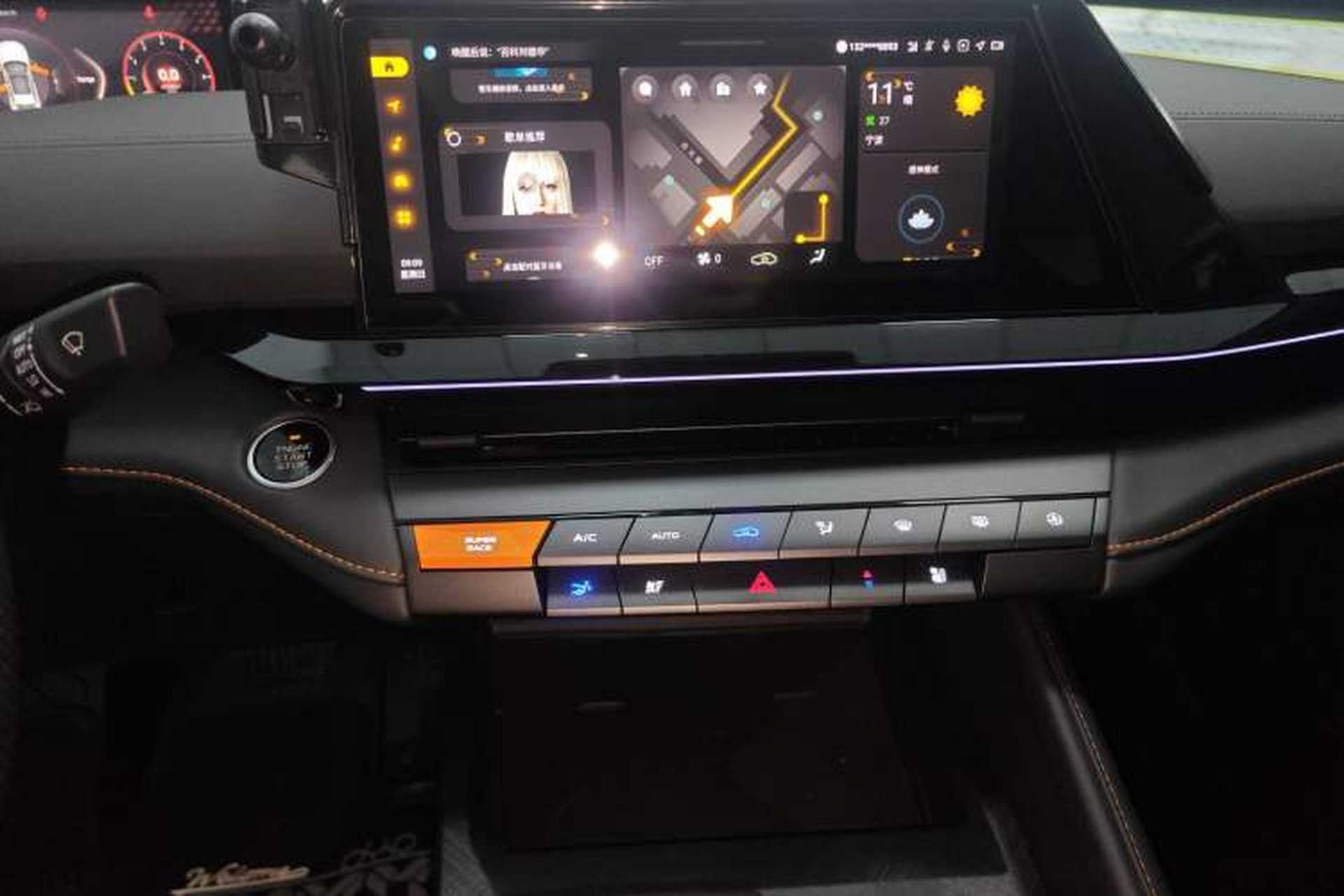 Used CHANGAN UNI-V 2024 1.5T Prestige Edition Audio And AC Panel