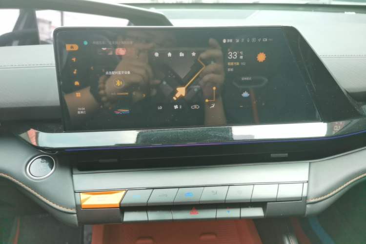 Used CHANGAN UNI-V 2024 1.5T Prestige Edition Audio And AC Panel
